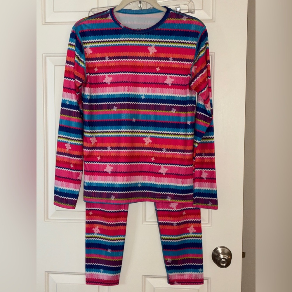 Obermeyer Children’s Multicolor Striped Pajamas. Sz XL
